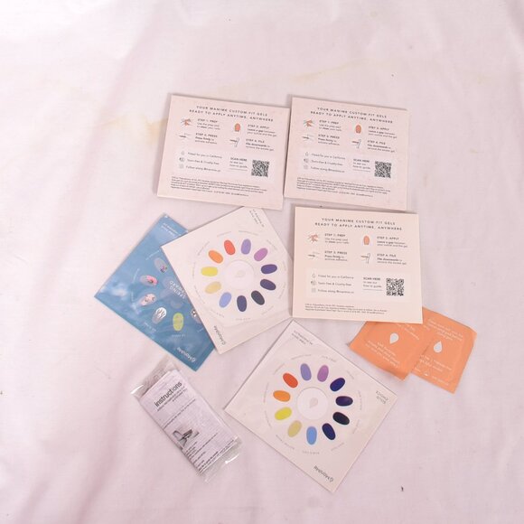 Lot of ManiMe Stick on Gels Solid Assorted Colors Nails - Picture 2 of 3